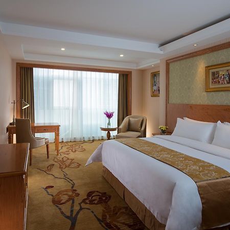 Vienna International Hotel Shanghai Baoshan Pangu Road Kültér fotó