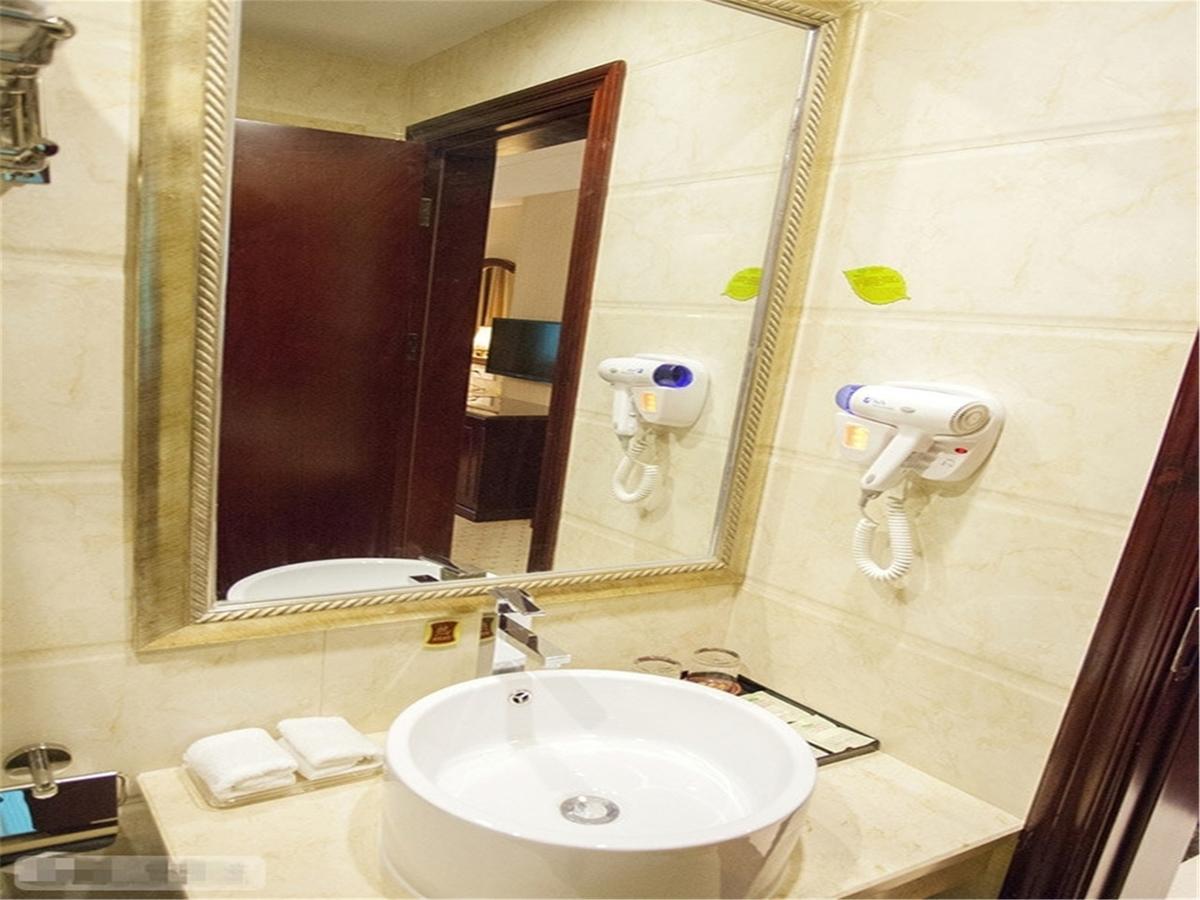 Vienna International Hotel Shanghai Baoshan Pangu Road Kültér fotó