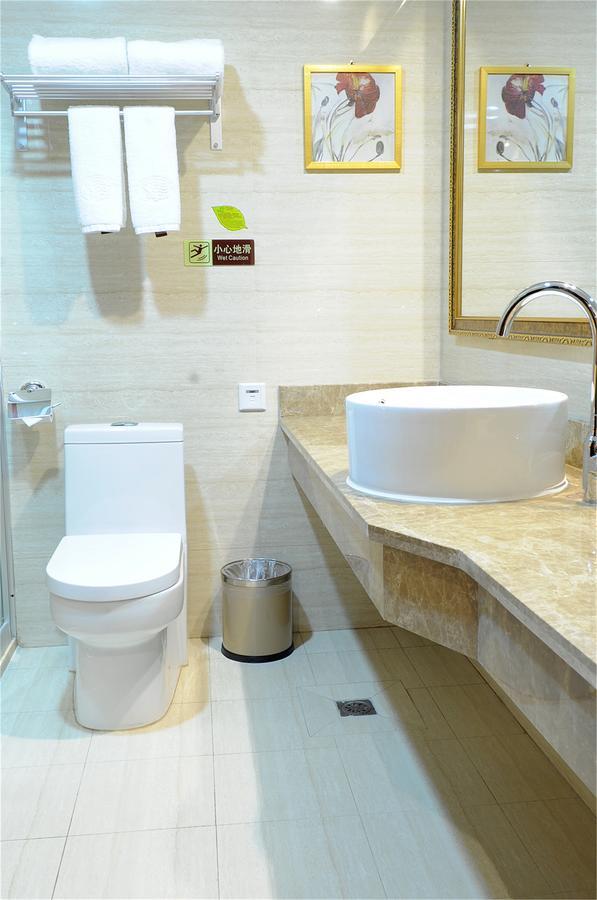 Vienna International Hotel Shanghai Baoshan Pangu Road Kültér fotó
