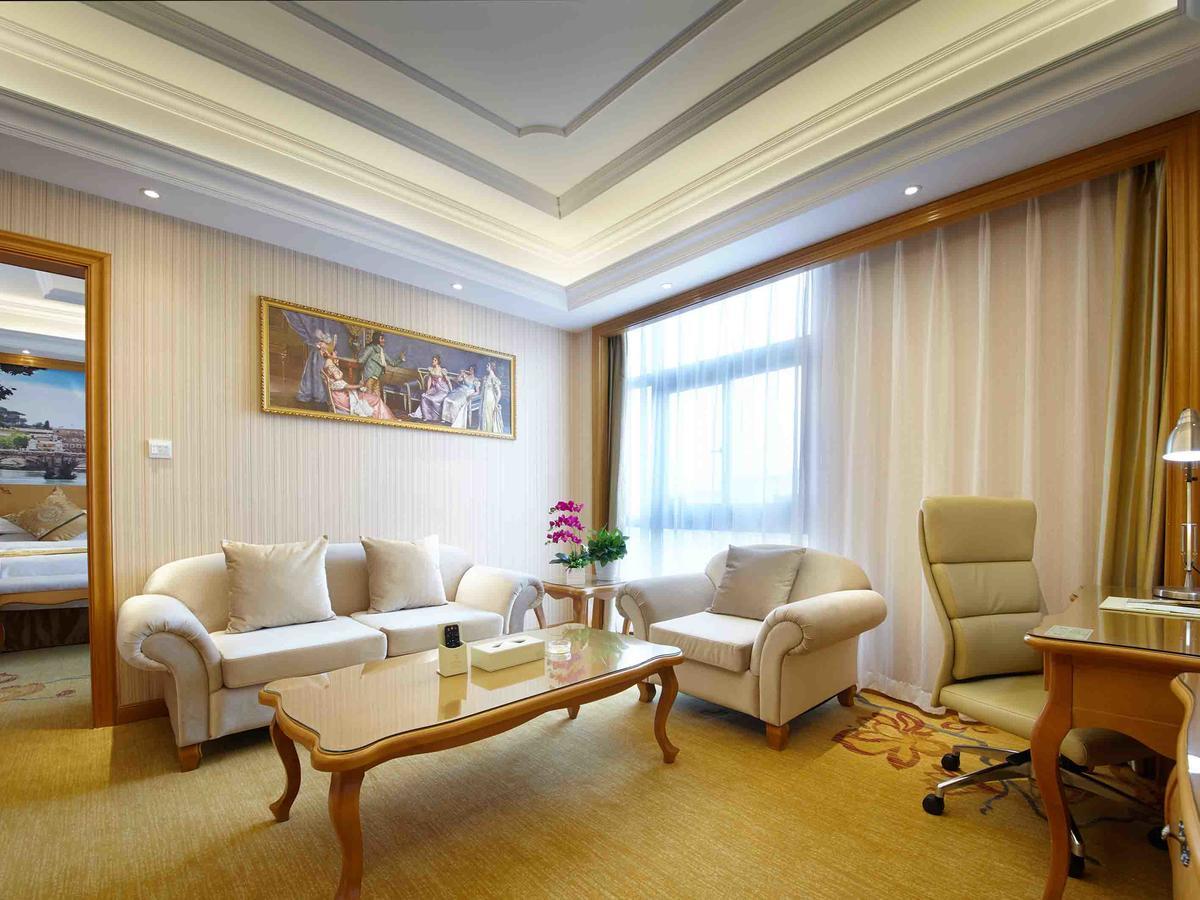 Vienna International Hotel Shanghai Baoshan Pangu Road Kültér fotó